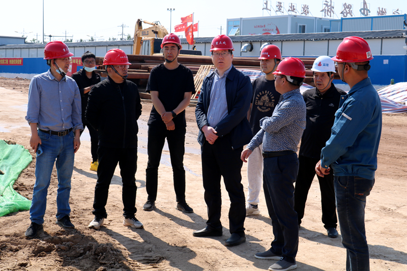 金寨縣委常委、常務副縣長汪洪濤一行到史河（金寨段）防洪提升工程-7#防汛大橋項目調研指導工作